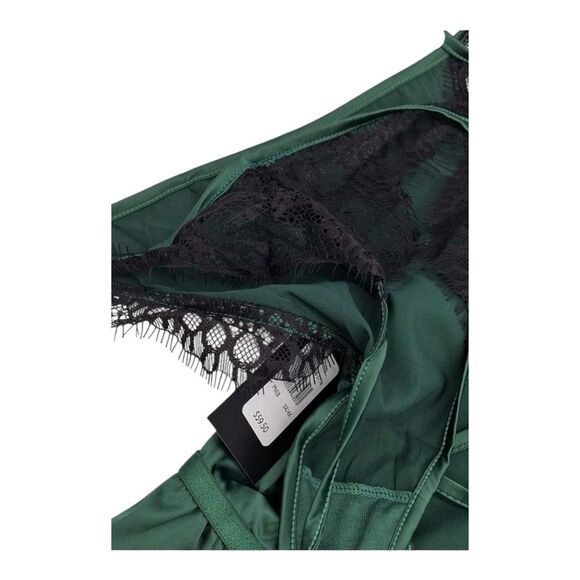 Frederick’s of Hollywood Etta Green Satin Cami/Thong Set 3X/4X - Picture 8 of 10